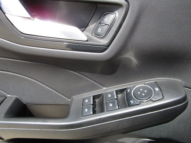 Used 2026 Ford Escape ST-Line w/ Cold Weather Package AWD/4WD image 16