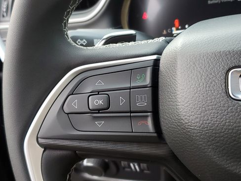 New 2025 Jeep Grand Cherokee Laredo RWD image 13