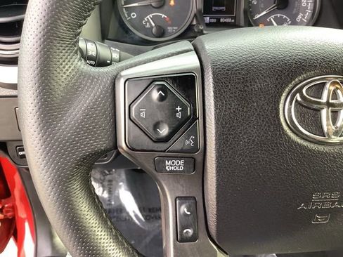 Used 2021 Toyota Tacoma TRD Off-Road AWD/4WD image 27