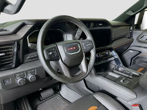 Used 2026 GMC Sierra 3500 AT4 w/ AT4 Premium Plus Package AWD/4WD image 9