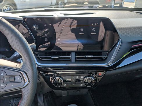 New 2026 Chevrolet Trax RS image 13