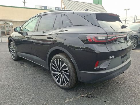 New 2025 Volkswagen ID.4 Pro image 3