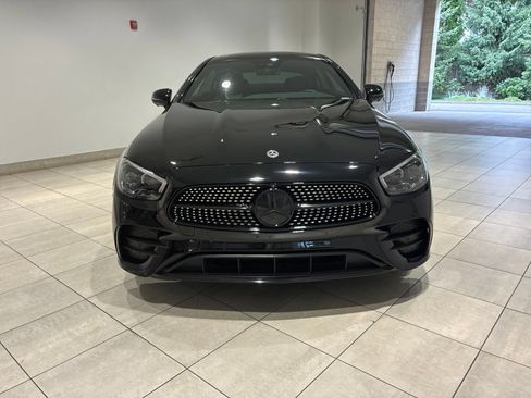 Used 2022 Mercedes-Benz E 450 4MATIC Coupe image 2