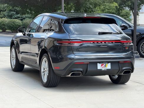 Used 2023 Porsche Macan AWD/4WD image 10