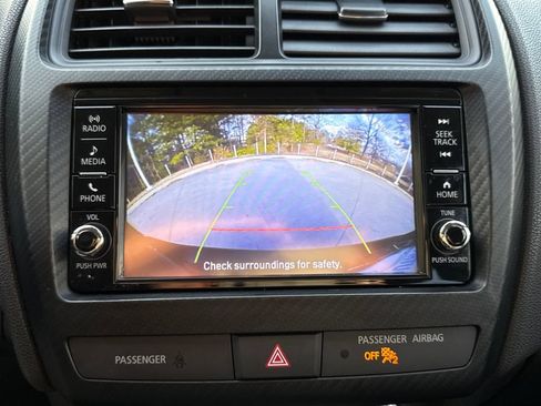 Used 2021 Mitsubishi Outlander Sport ES image 24