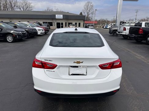 Used 2023 Chevrolet Malibu LS image 4