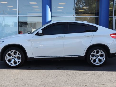 Used 2011 BMW X6 xDrive35i w/ Technology Pkg AWD/4WD image 2