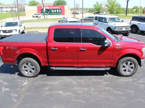 Used 2019 Ford F150 Lariat w/ Equipment Group 502A Luxury AWD/4WD image 10