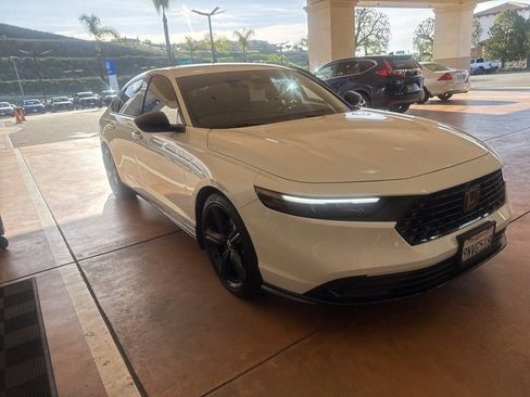 Used 2024 Honda Accord Sport image 2