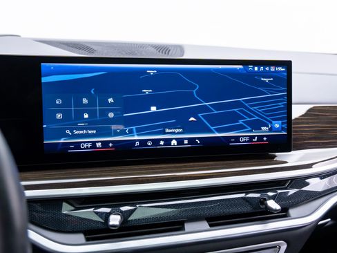 Certified 2024 BMW X5 xDrive40i w/ Executive Package image 24