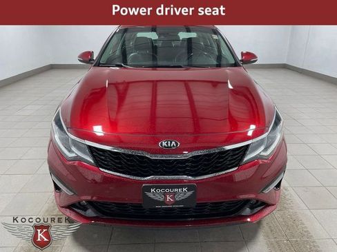 Used 2019 Kia Optima S image 2