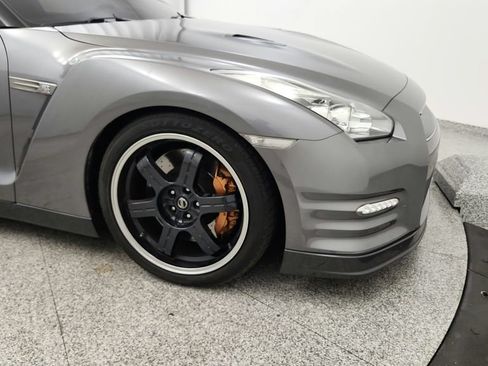 Used 2012 Nissan GT-R Black Edition AWD/4WD image 23