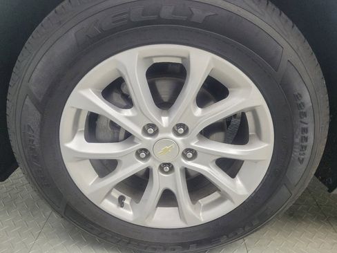 Used 2021 Chevrolet Equinox LS w/ LS Convenience Package FWD image 31
