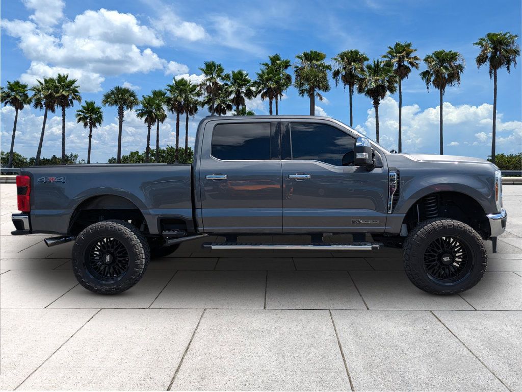 Used 2025 Ford F250 Lariat w/ Chrome Package AWD/4WD image 9