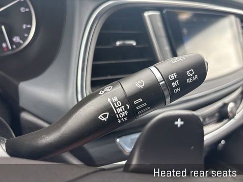 Used 2024 Buick Enclave Premium image 44