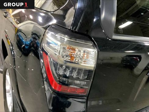 Certified 2018 Toyota 4Runner SR5 image 28