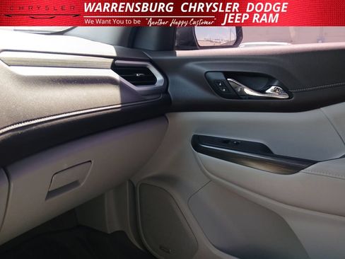 Used 2019 GMC Acadia SLT FWD image 27