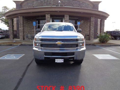 Used 2017 Chevrolet Silverado 2500 W/T image 9