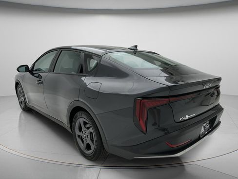 Used 2025 Kia K4 FWD image 8