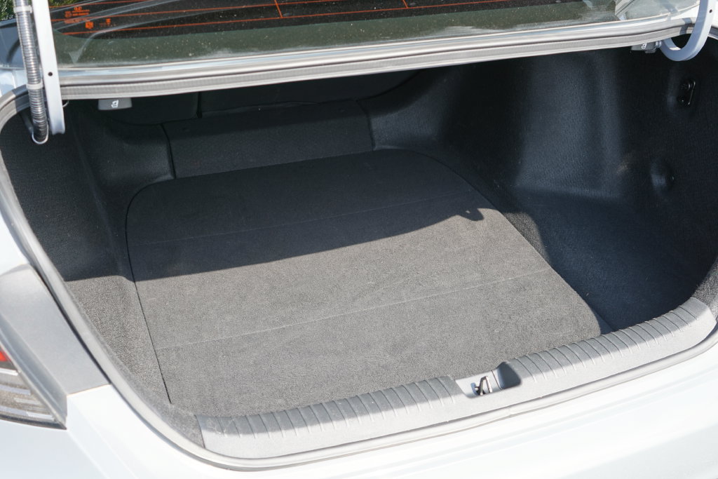 Used 2023 Honda Accord Sport image 9
