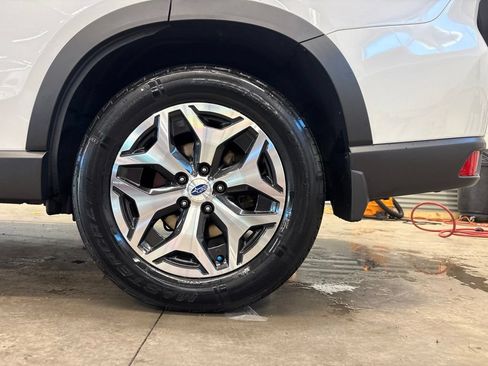 Certified 2023 Subaru Forester Premium AWD/4WD image 26