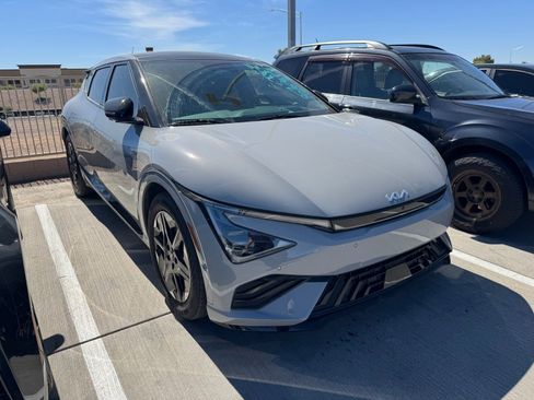 Certified 2025 Kia EV6 GT-Line image 4