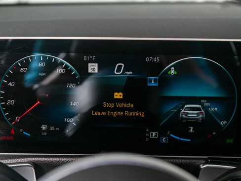 Used 2021 Mercedes-Benz GLB 250 image 55