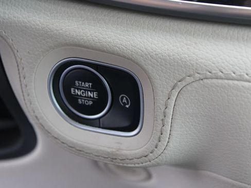 Used 2020 Mercedes-Benz GLE 450 4MATIC image 26