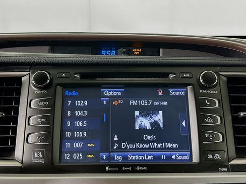 Used 2018 Toyota Highlander Limited Platinum AWD/4WD image 21