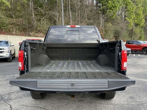 Used 2017 Ford F150 XLT w/ Equipment Group 302A Luxury image 12