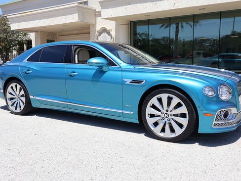 Used 2024 Bentley Flying Spur Azure AWD/4WD image 11