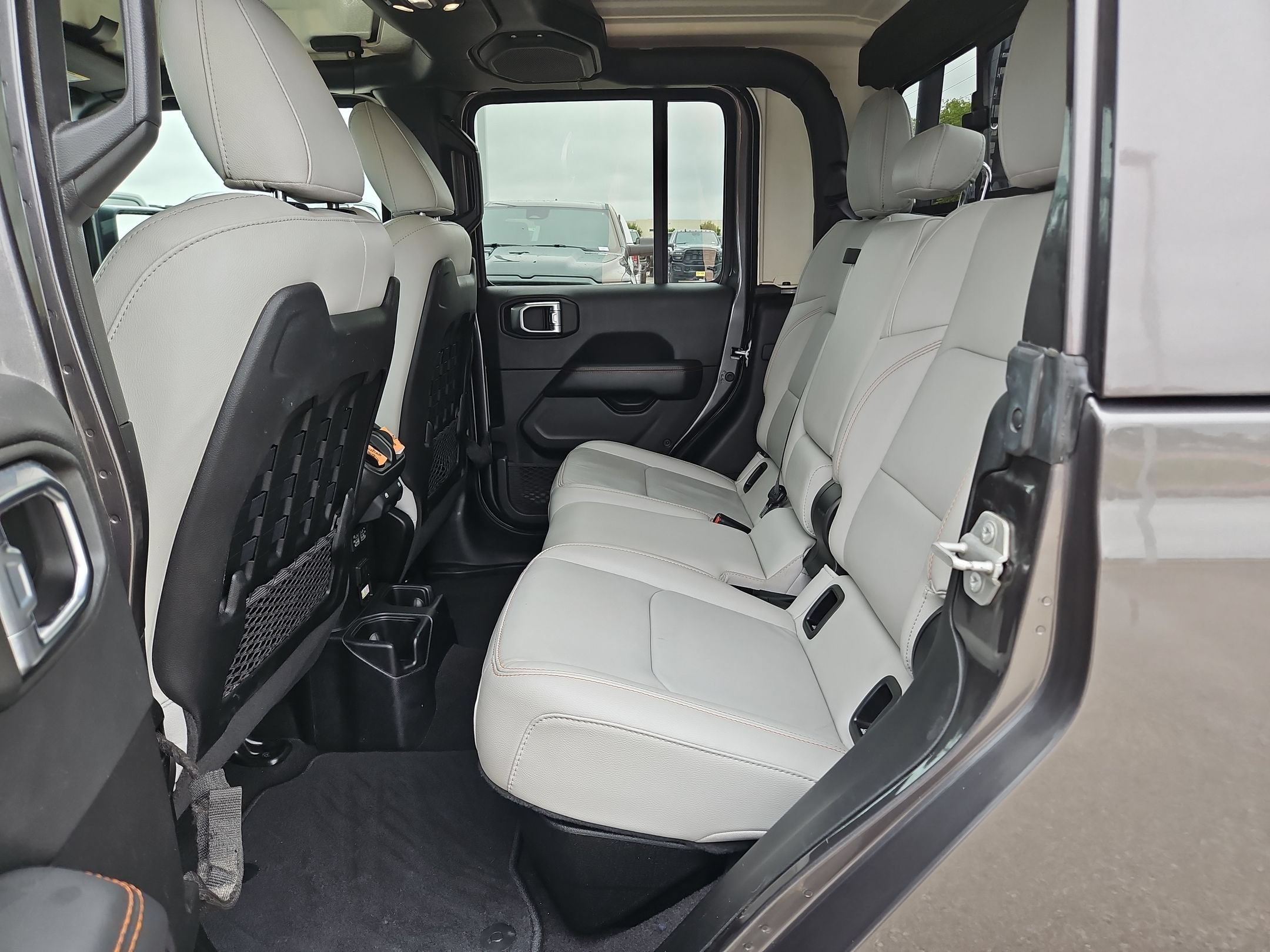 Used 2021 Jeep Gladiator Mojave AWD/4WD image 13