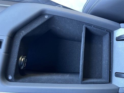 Used 2025 Genesis GV70 3.5T Sport w/ Sport Prestige Package image 23