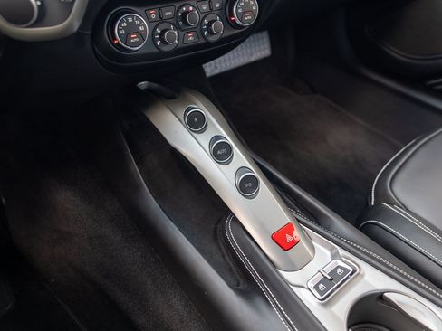 Used 2017 Ferrari F12 Berlinetta RWD image 44