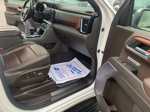 Certified 2023 GMC Sierra 1500 Denali w/ Denali Reserve Package image 12