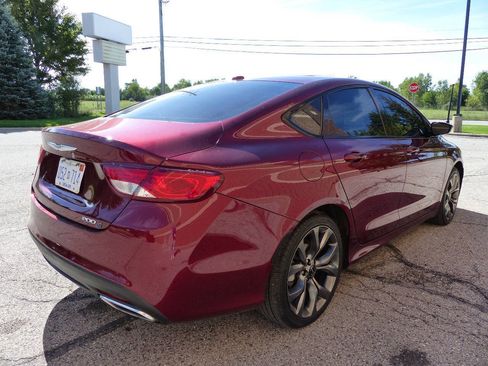 Used 2016 Chrysler 200 S FWD image 11