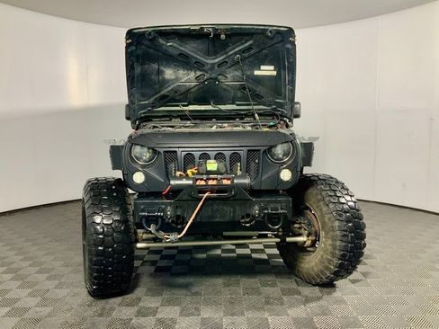 Used 2011 Jeep Wrangler Unlimited Sport AWD/4WD image 5