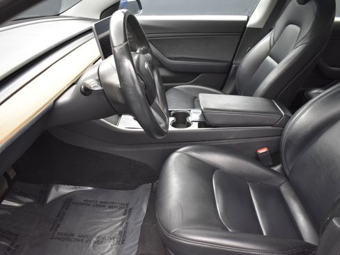 Used 2018 Tesla Model 3 Long Range image 10