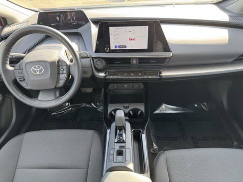 Certified 2023 Toyota Prius LE image 8
