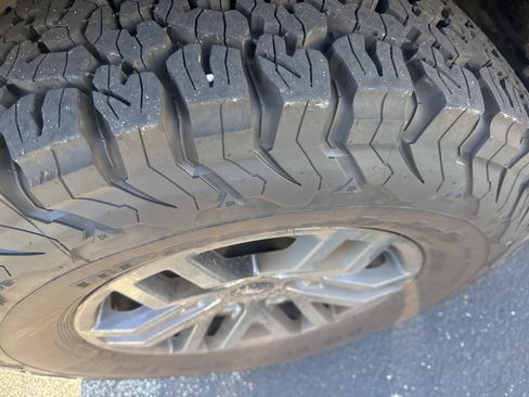 Certified 2023 Ford Ranger XLT image 9