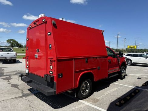 Used 2017 Ford F350 XL w/ Power Equipment Group image 3