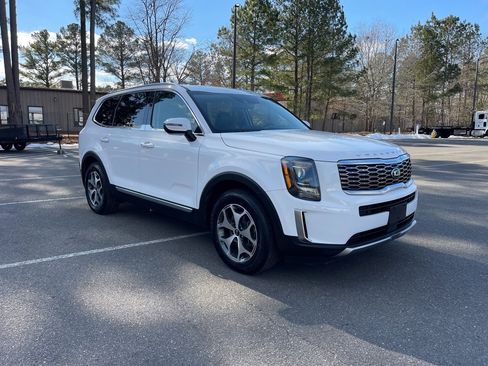 Used 2021 Kia Telluride EX image 4