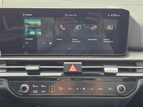 New 2026 Kia Sportage EX w/ EX Panorama Roof Package image 13