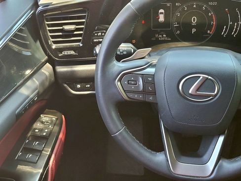 Used 2022 Lexus NX 350 AWD image 12