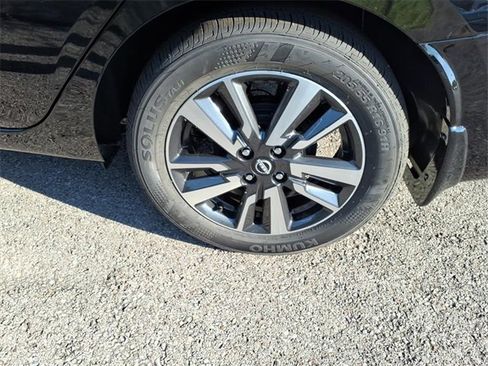 New 2025 Nissan Versa SV w/ Trunk Package image 4