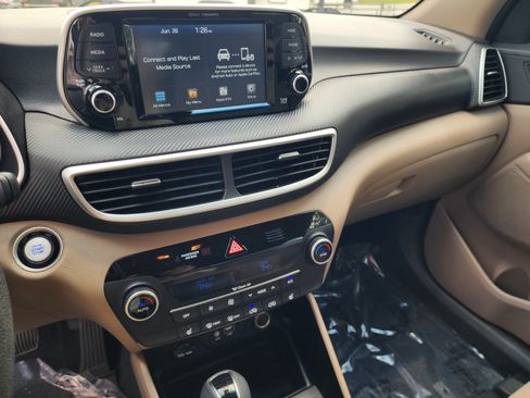 Used 2019 Hyundai Tucson SEL FWD image 15