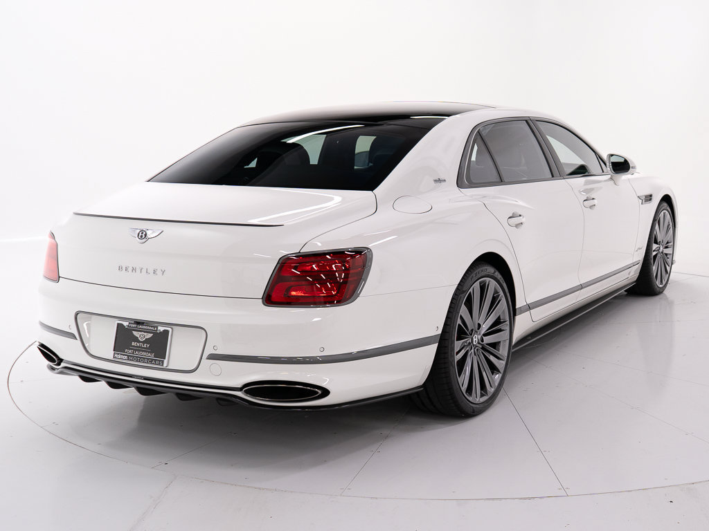 Used 2025 Bentley Flying Spur Plug-In Hybrid AWD/4WD image 5