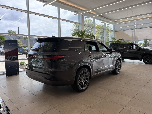 Certified 2026 Lexus TX 550h AWD Plug-In Hybrid w/ Technology Package image 5