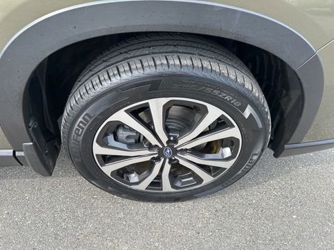 Used 2023 Subaru Forester Limited image 8