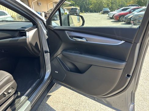 Used 2021 Cadillac XT5 Luxury image 15